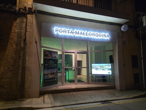 Porta Mallorquina Südost eröffnet neues Büro in Santanyi und baut Beratung für Immobilien auf Mallorca aus