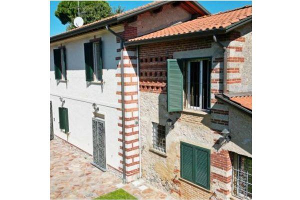 Schluss mit Klick-Immobilien: Wie ein Familienunternehmen den Massenmarkt seit 30 Jahren hinter sich lässt