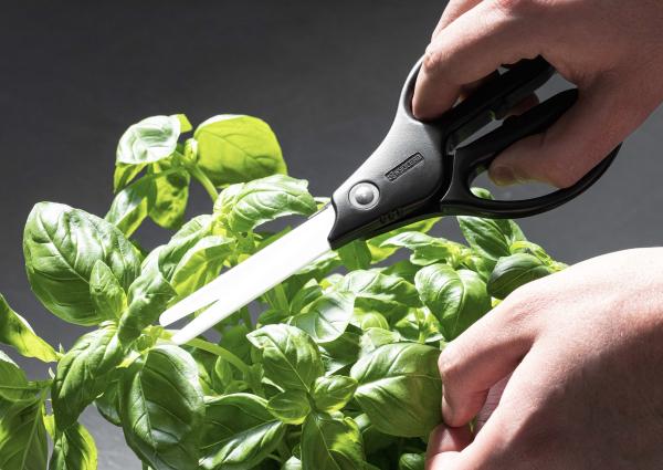 Kyoceras Liebling des Monats - Küchenschere CSL-07-WH-BK