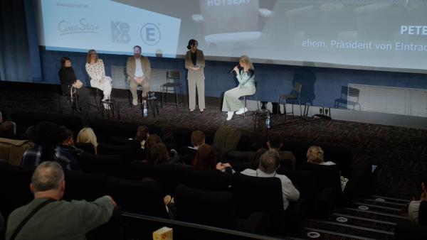 "Frankfurt hört zu": Keko und Tugce Albayrak e. V. machen Alltagsheld:innen sichtbar