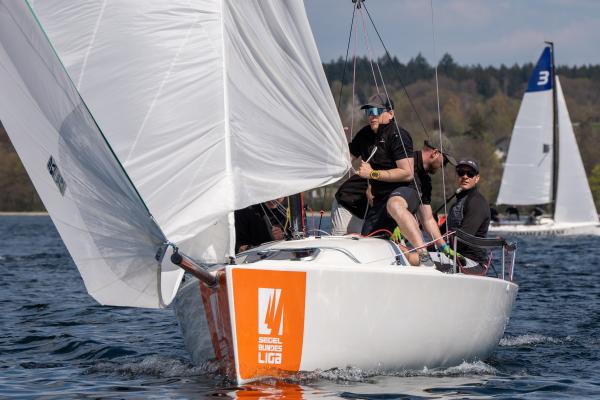 1. Segel-Bundesliga - Joersfelder Segel-Club gewinnt 1. Spieltag am Starnberger See