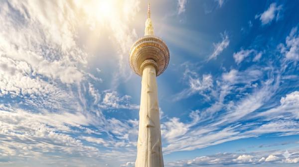 Wenn schon "Telespargel", dann bitte mit Spargel - Neue Gerichte im Sphere Tim Raue