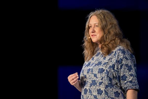 Transformationsexpertin Eva Makkos präsentiert wirksame Strategien gegen innere Kündigung