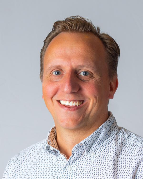 Floralux setzt bei Cloud-Transformation erneut auf FIS