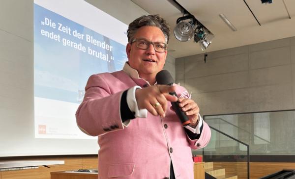 "Die Zeit der Blender endet gerade brutal."