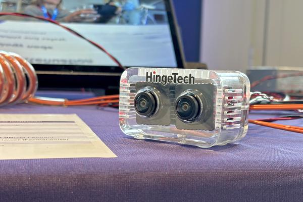 Hinge integriert KDs KD7251 in Automotive-Kamerasystem