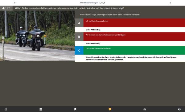 Motorrad Theorieprüfung A/A1: Gefahren besser erkennen mit 3D Fahrsimulator
