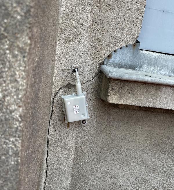 Rissüberwachung: Saugnac Messgeräte bietet komplette Reihe vernetzter Sensoren für die Bauwerksüberwachung