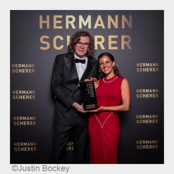 DARM-Alarm: Darmtherapeutin Tina Raab gewinnt Preis beim Internationalen Speaker Slam