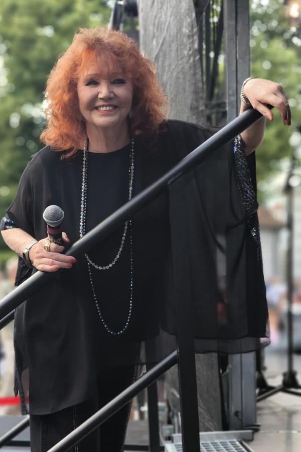 Doppeljubiläumsshow von Regina Thoss - 80. Geburtstag und Berufsjubiläum