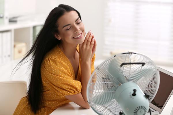 Klimaanlage fürs Homeoffice: Gibt&lsquo;s dafür einen Steuerbonus?