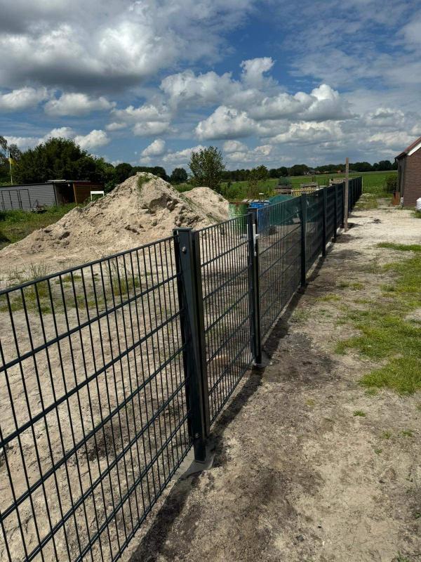 Zaunbau in Ostfriesland, Emsland und Oldenburg: Zaunonkel montiert deutschlandweit - ohne Vorkasse