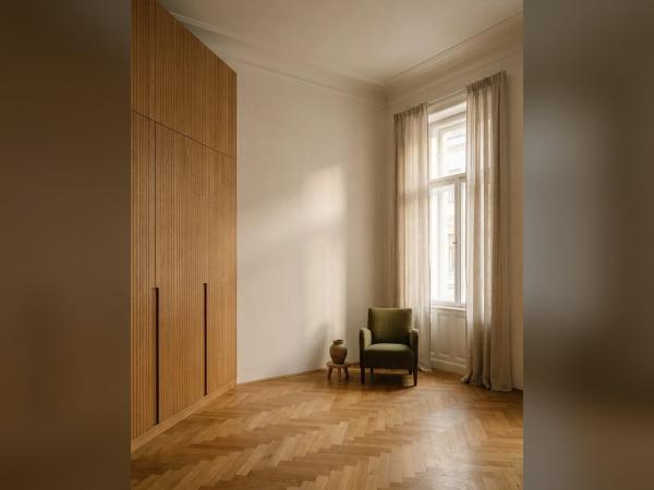 Einbauschraenke fuer den Wiener Altbau: Warum Massmoebel bei schiefen Waenden die einzige Loesung sind