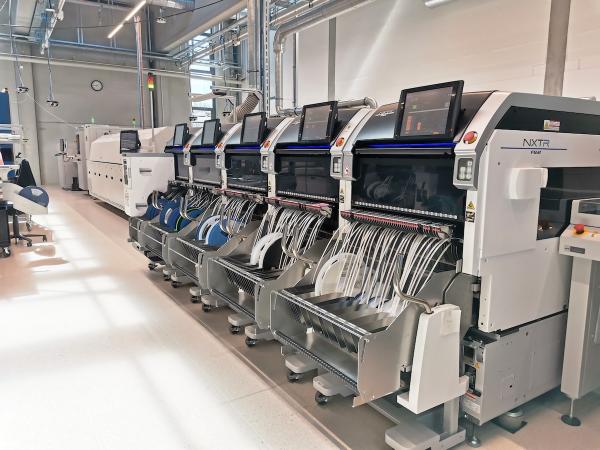 FUJI realisiert als Generalunternehmer weiteren Ausbau der Elektronikfertigung bei Schubert
