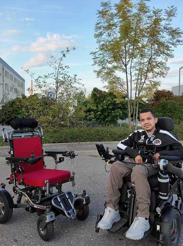 FreedomChair und Rollnaldo machen Tempo auf der Rehacare