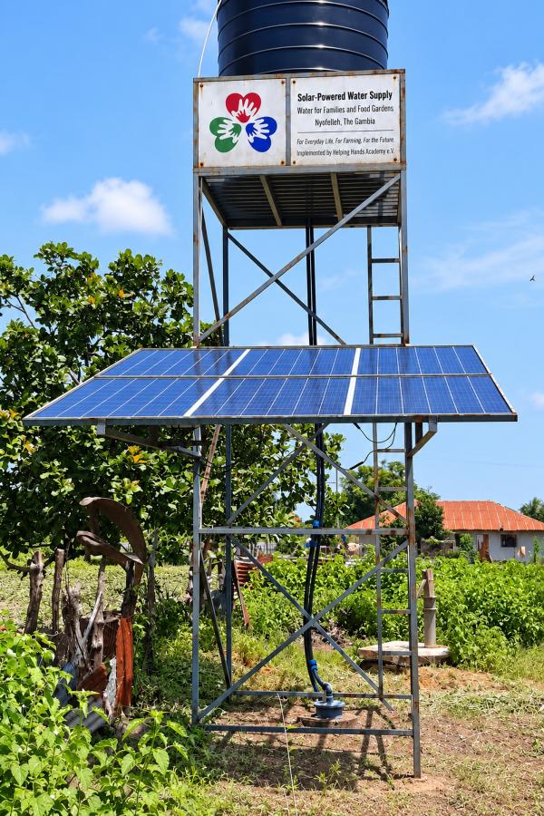 Von Wasser zu Perspektiven: Solar-Wasserprojekt in Nyofelleh erfolgreich abgeschlossen
