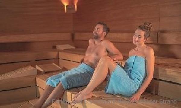 Weissenhäuser Strand: Premiere der Sauna Nights im Dünenbad