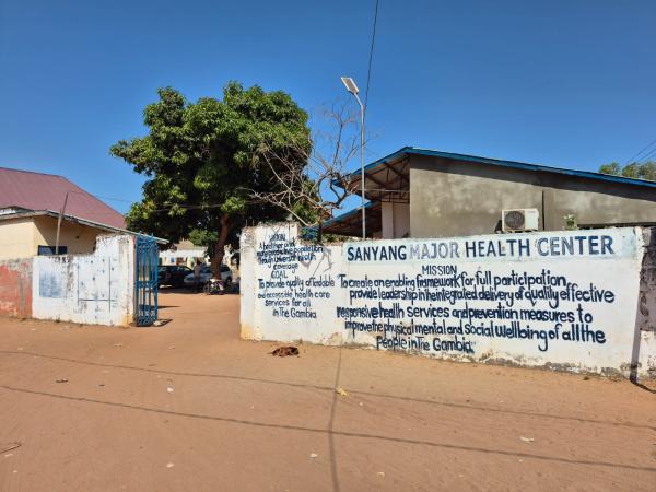 Sanyang Safe Birth: Helping Hands Academy stärkt Müttergesundheit und Notfallversorgung in Gambia