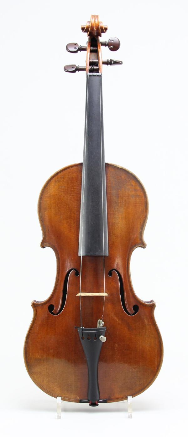 Seltene Violine kommt zur Versteigerung in Bielefeld.