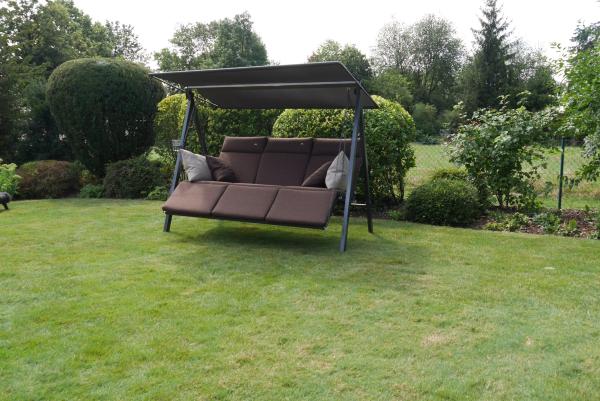 Abverkauf bei Angerer Freizeitmöbel: Jetzt zugreifen - tolle Angebote für langlebige Gartenmöbel!