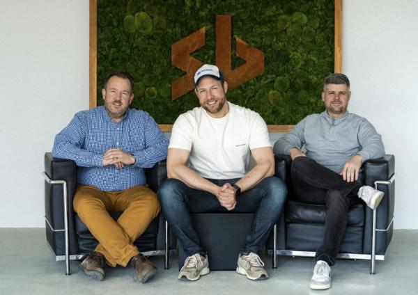 Steel Buddy im Start-up-Portal der WFMG: Blechzuschnitte nach Maß aus Mönchengladbach