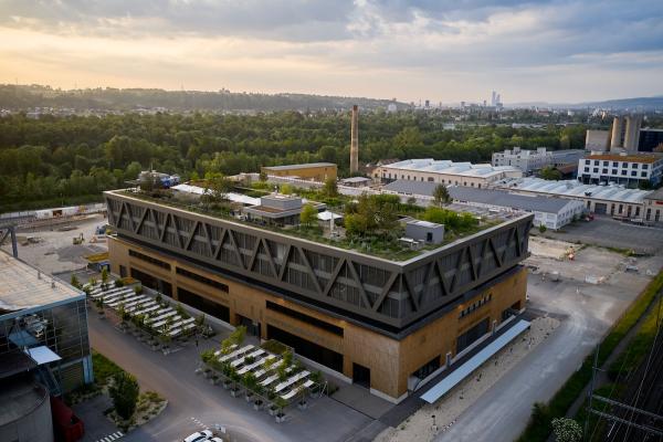 German Edge Cloud macht ONCITE Industrial AI Platform auf der PHOENIQS Cloud bei uptownBasel verfügbar