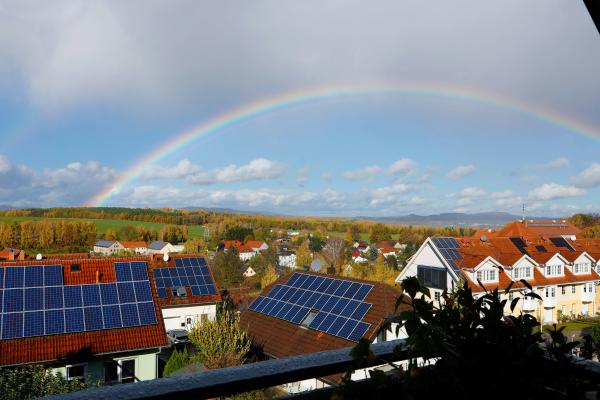 Solar aufs Dach? Warum Ihre Stromrechnung Sie in die Irre führen kann