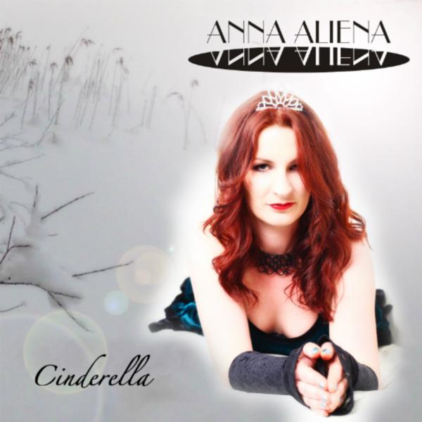 Anna Aliena feiert Record Release Party für die neue EP "Cinderella" in Berlin