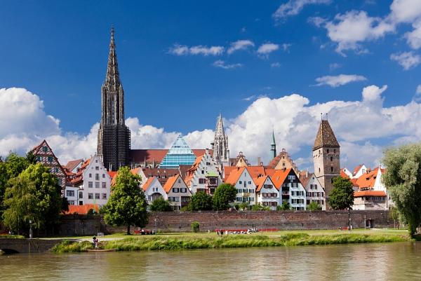 BAUnatour informiert in Ulm - kostenfreie und neutrale Fachberatung zum nachhaltigen Bauen