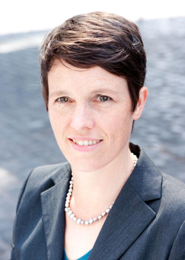 Erfahrungen von IT-Freelancern gefragt: Jetzt an Umfrage teilnehmen und kostenlose Vertragsprüfung gewinnen