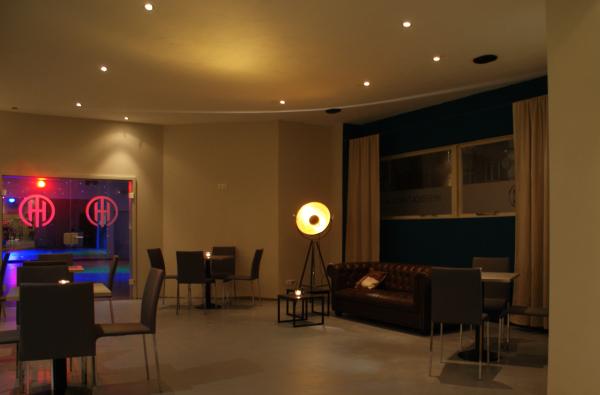 Tanzen und Lifestyle in Hamburg-Ottensen. Neue Tanzschule an der Elbe.