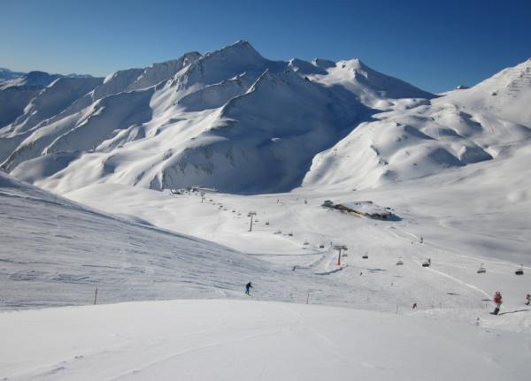 Die 10 besten Skigebiete der Alpen: Skigebiete-Test.de stellt die Testergebnisse für die Wintersaison 2012/13 