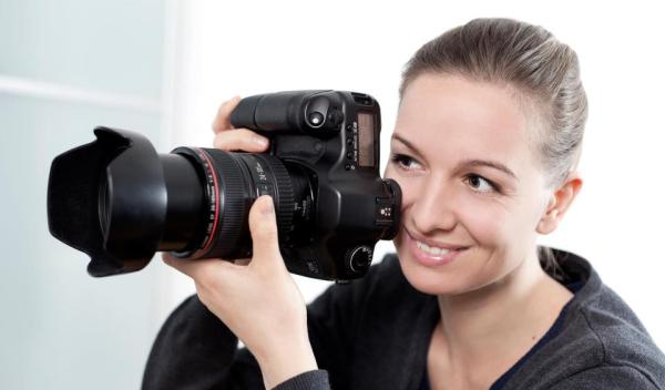 Professioneller Marktplatz für Foto- und Videoaufträge gestartet