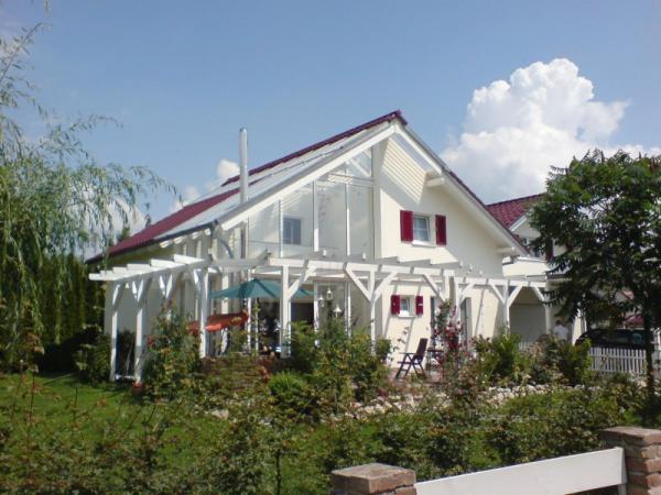 Dauerhaft günstig: Das Bio-Solar-Haus als Ausbauhaus in Holzhaus – Bauweise